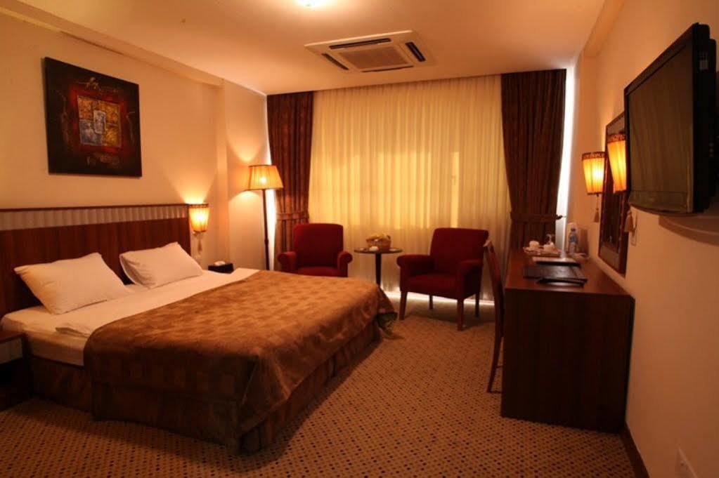 Noble Hotel Erbil Esterno foto